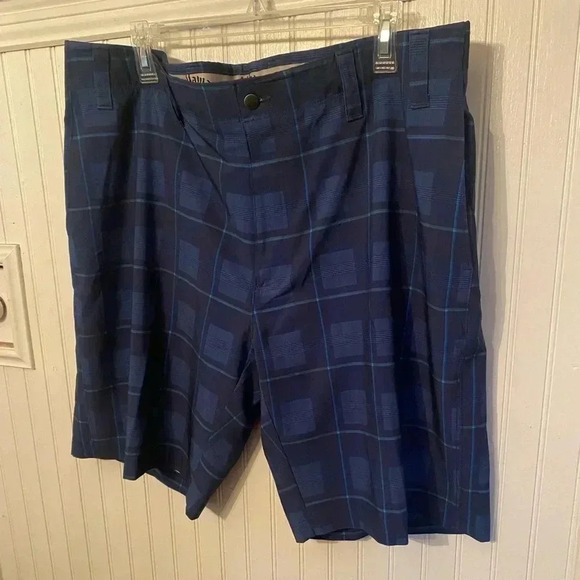 Like new Callaway golf shorts - Picture 1 of 4